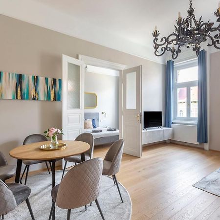 Luxury Elizabeth Residence Next To The New York Cafe Budapest Ngoại thất bức ảnh